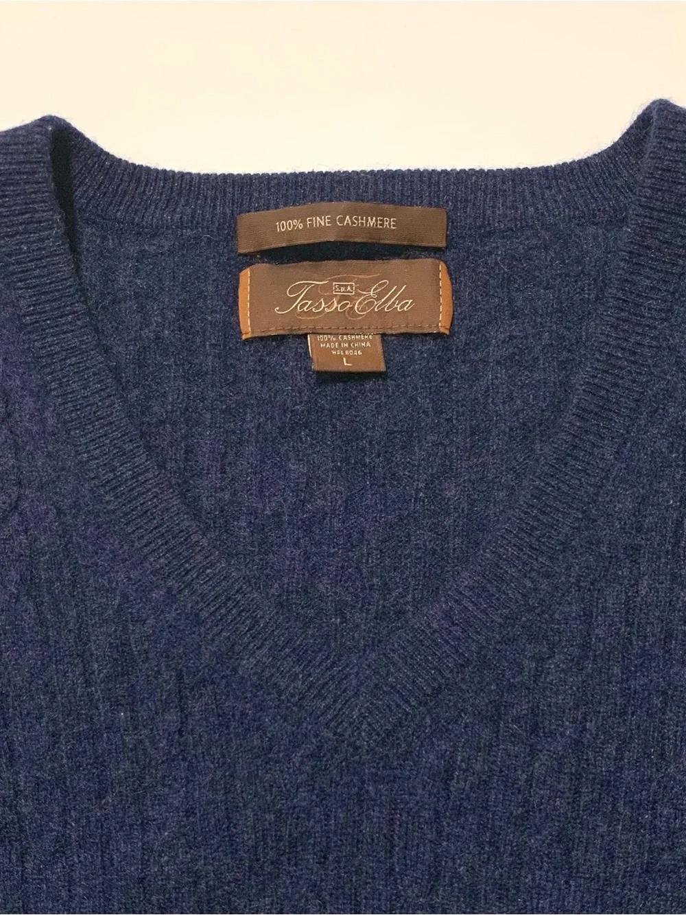 Men’s Cozy Vintage Tasso Elba Navy Cashmere V-Neck Cable Knit Sweater Coastal, L